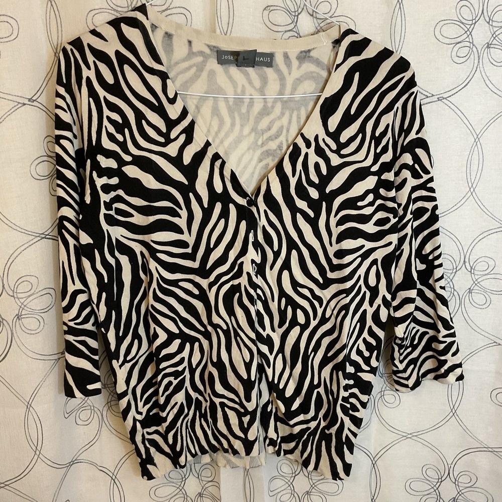 Women's Josephine Chaus Silk Blend Animal Print Button Up Cardigan Size Medium